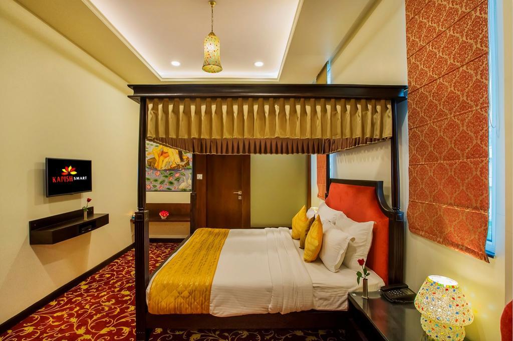 Hotel Kapish Smart-All Pure Veg Jaipur Bagian luar foto