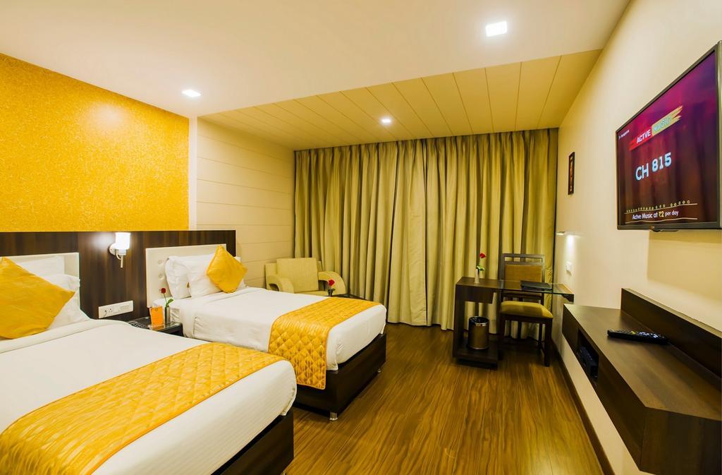 Hotel Kapish Smart-All Pure Veg Jaipur Bagian luar foto