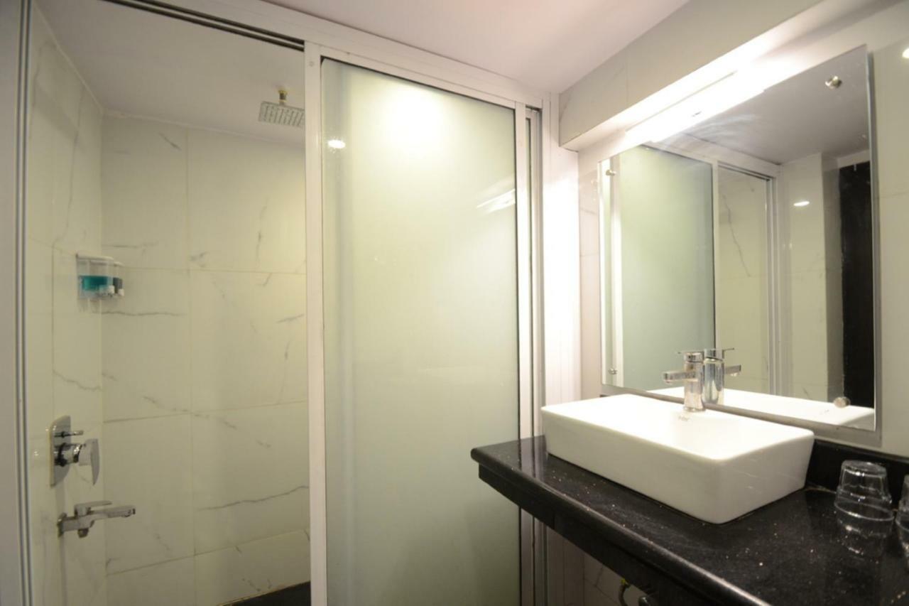 Hotel Kapish Smart-All Pure Veg Jaipur Bagian luar foto